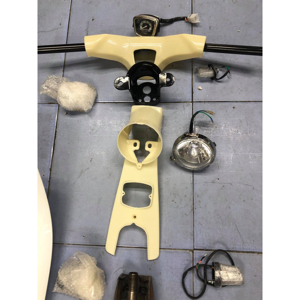 Combo 12 món cho anh em dọn cub C100 -màu ngẫu nhiên trắng chưa sơn