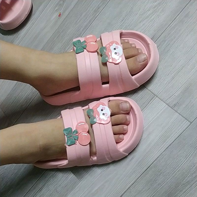 Dép Bánh Mì Trẻ Em 2 Quai Cho Bé Hình ngộ nghĩnh