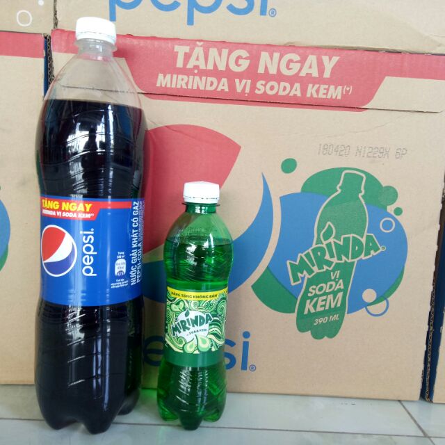 MUA 1 CHAI NƯỚC  NGỌT PEPSI 1.5L TẶNG 1 MIRINDA SODA KEM