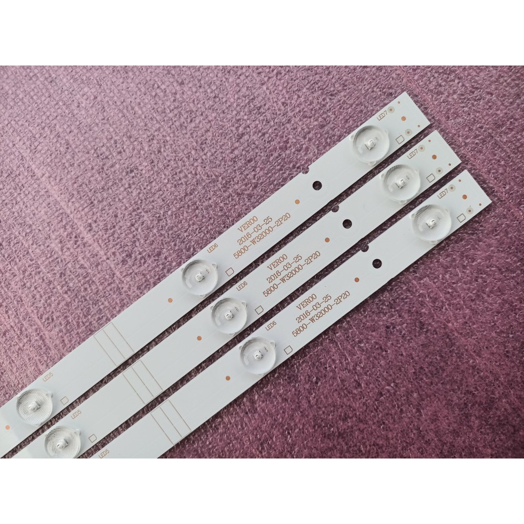 THANH LED TIVI DARLING 32HD932 MỚI 100% , BỘ 3 THANH, MỖI THANH 7 BÓNG 3 V, DÀI 60,5cm.