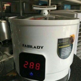 Nồi làm tỏi đen Fairlady