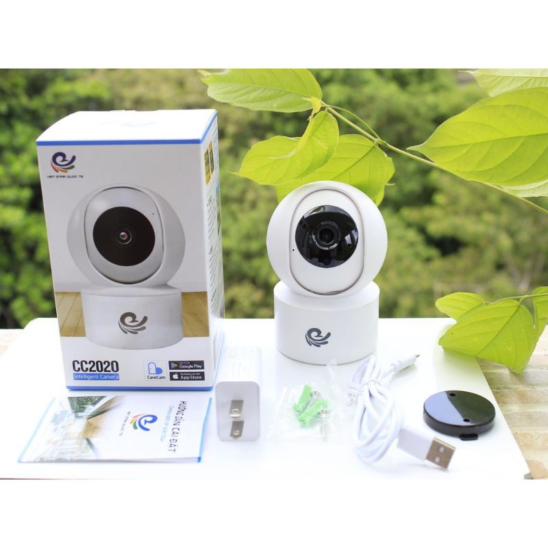 Camera IP Wifi CARECAM CC2020 New FHD1080-2.0Mps kèm thẻ nhớ 32G - 64G Xoay  360 Độ Theo Chuyển Động