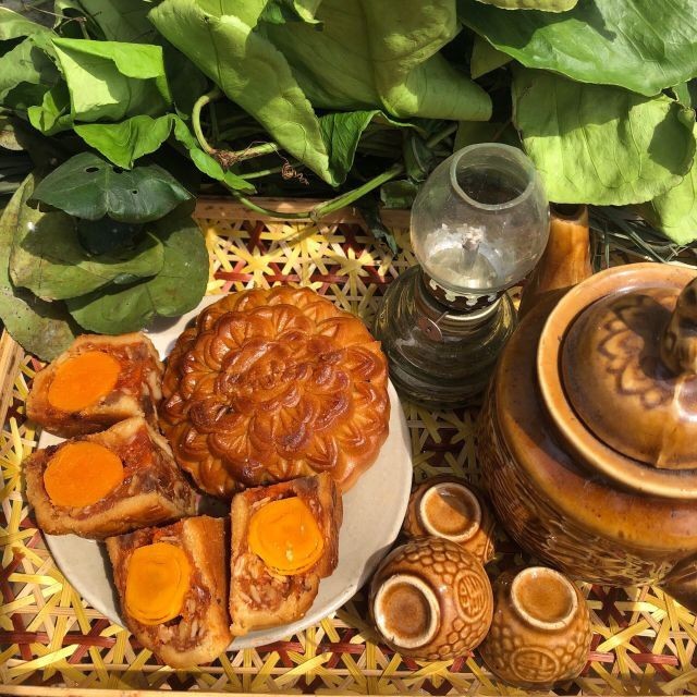Bánh trung thu Thập Cẩm Xá Xíu (2 trứng 200gram) Tân Dân Lợi