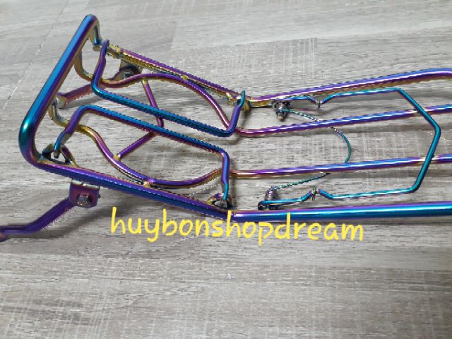 Baga giữa titan xe Dream