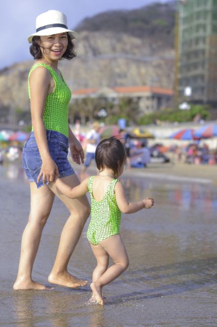 Đồ bơi mẹ và bé