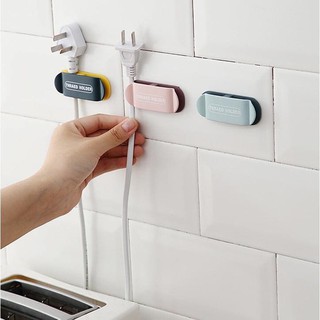 KẸP GIỮ DÂY ĐIỆN GẮN TƯỜNG