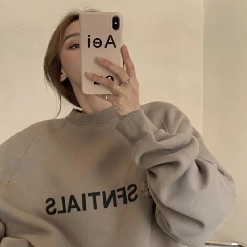 Áo sweater nam nữ Unisex nỉ bông phom rộng màu nâu cổ tròn dài tay chữ ESSENTIAL phong cách Ulzzang Hàn Quốc | BigBuy360 - bigbuy360.vn