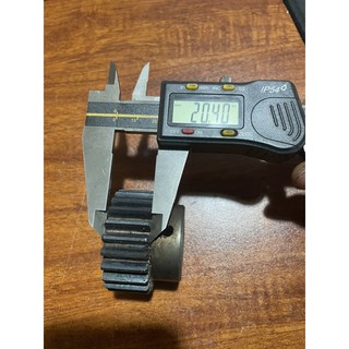 Bánh răng trụ Z23M2 chiều dầy B20mm có gù