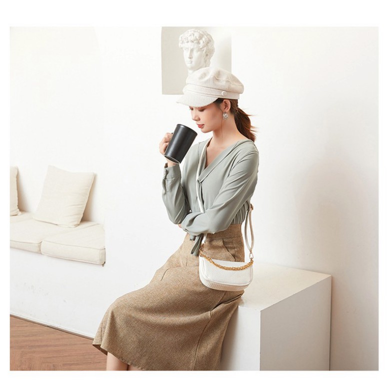 [Hàng loại 1] Túi kẹp nách vân cá sấu phối xích vàng thời trang KN04 túi đeo chéo | BigBuy360 - bigbuy360.vn