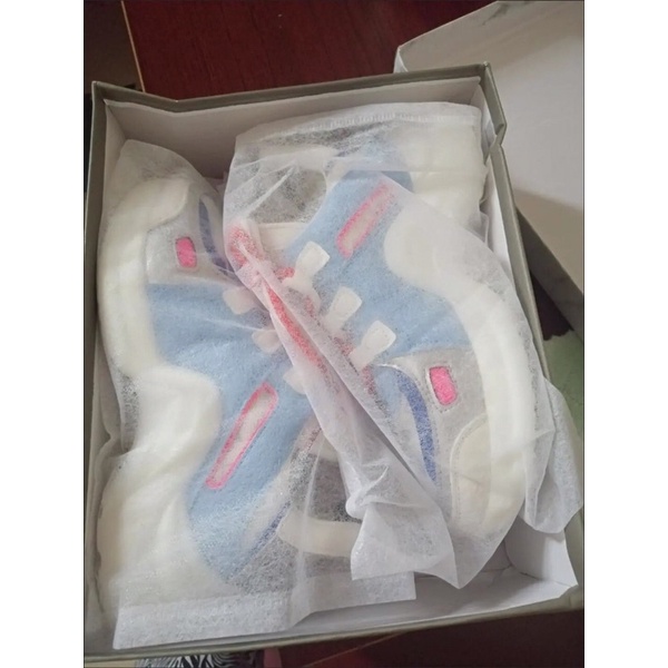 Giầy thể thao sneaker nữ đế cong