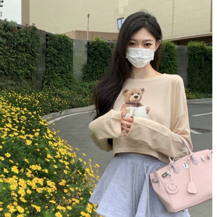 Set Bộ Đồ Nữ Áo Thun Giấy Croptop Dài Tay In Gấu Mix Quần Sooc Ống Rộng Bồng Freesize