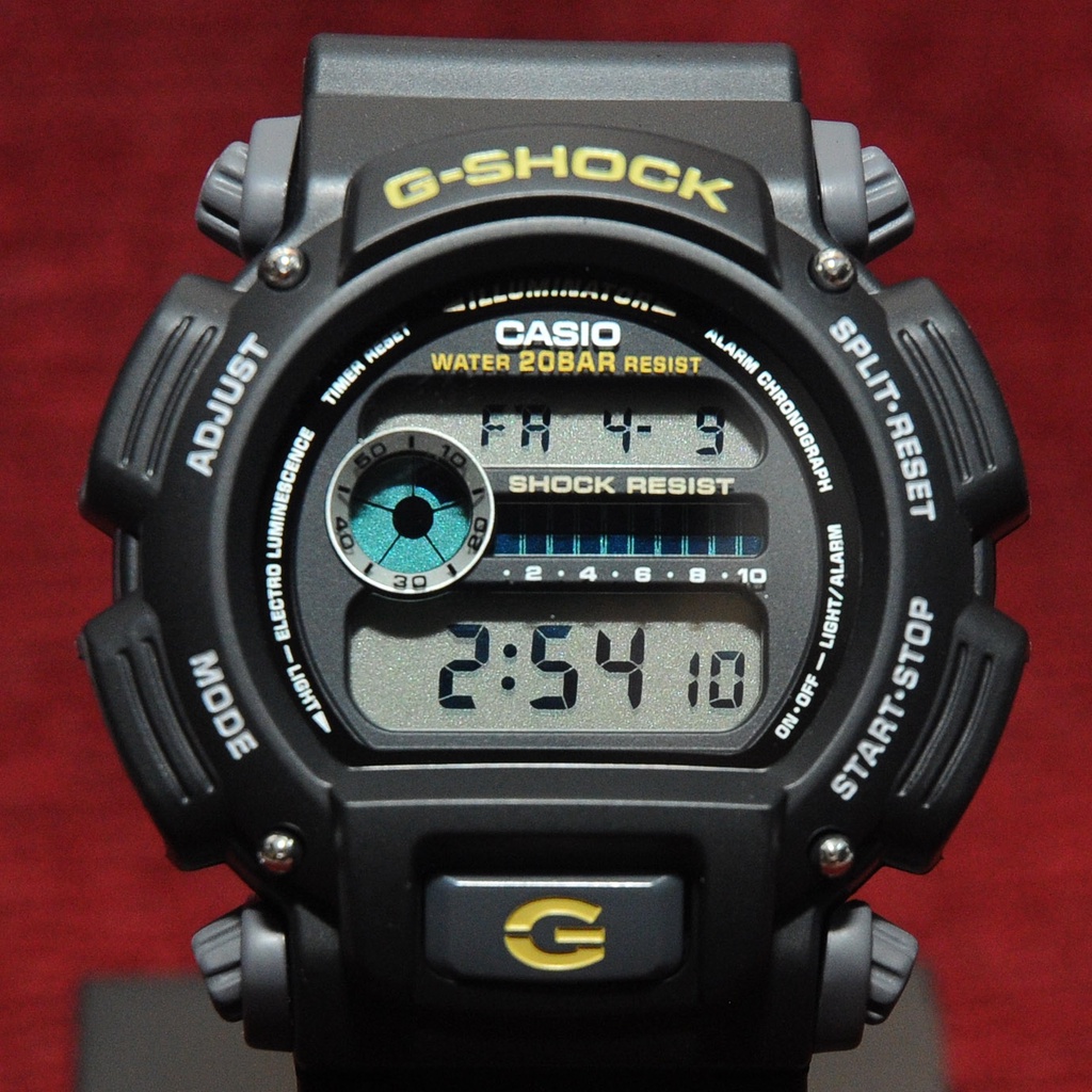 Đồng hồ nam đeo tay bằng thép không gỉ CASIO G- SHOCK