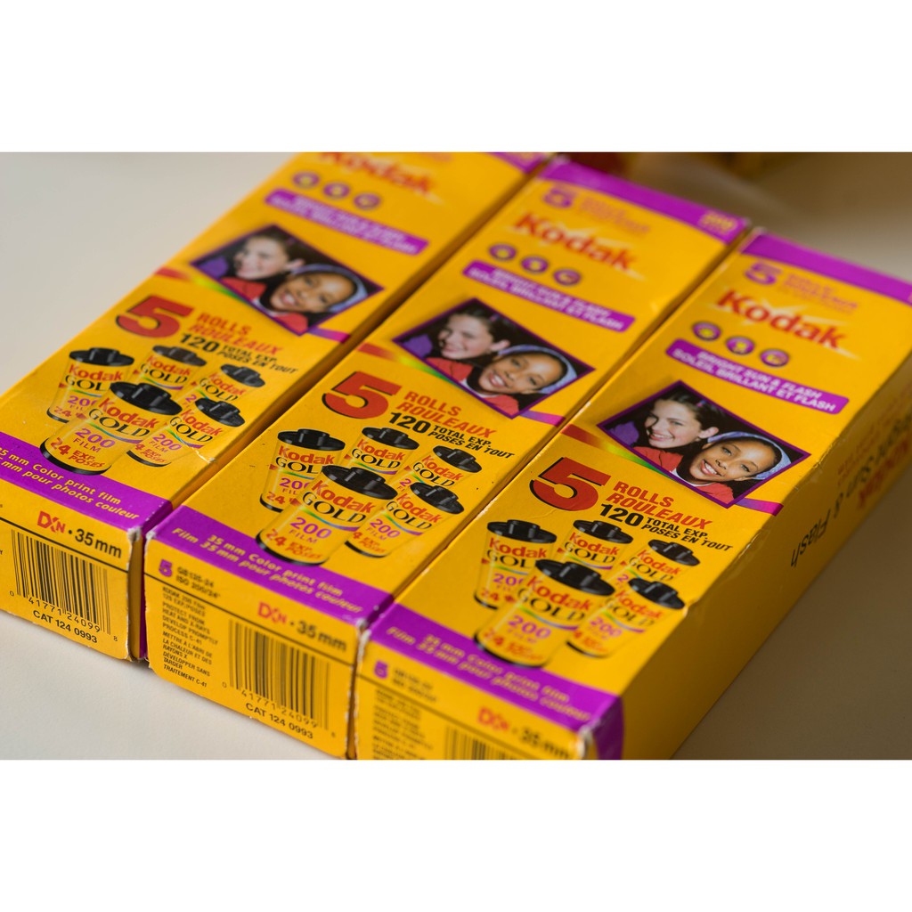 Film máy ảnh Kodak Gold 200 Bright Sun 24 exp