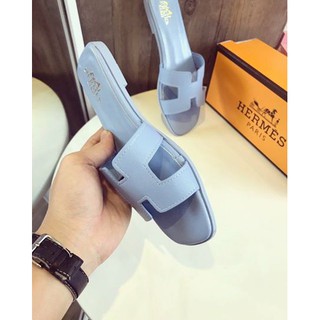 Dép Hermes sọc gân