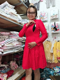 Váy ren cho con bú