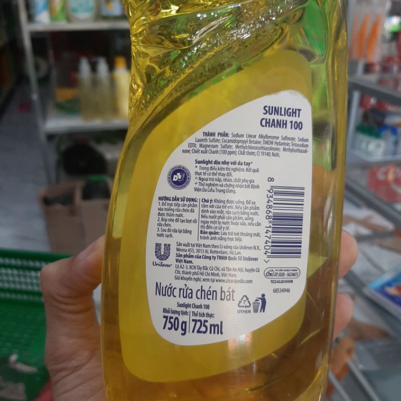 Nước rửa chén Sunlight Chanh 100 chiết xuất chanh tươi 750g