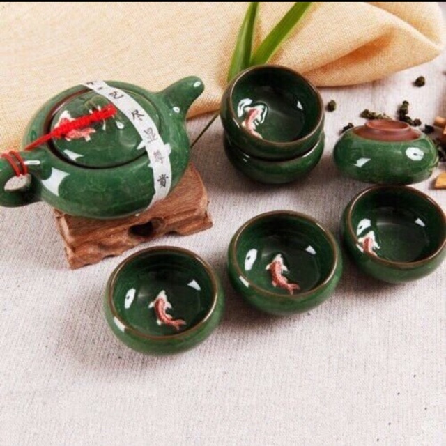Bộ ấm chén cá ngọc