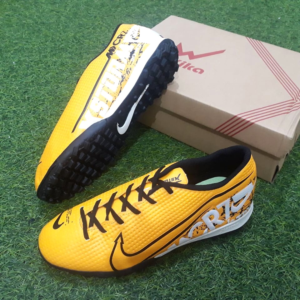 Giày đá banh, giày đá bóng Mercurial sân cỏ nhân tạo đã khâu đế chất liệu simili cao cấp, ko thấm nước