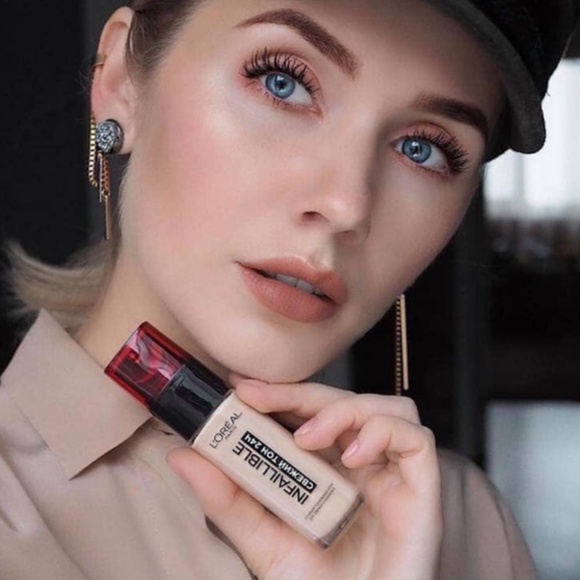 Kem nền mịn nhẹ lâu trôi L'Oreal Paris Infallible 24h Fresh Wear Liquid Foundation 30ml