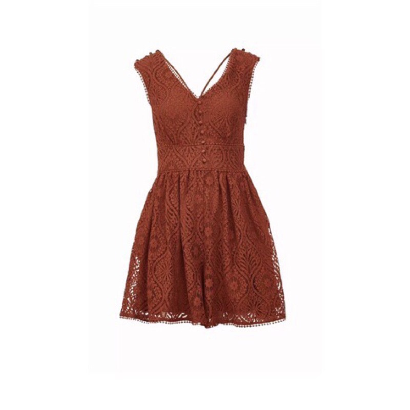 Jumpsuit cách điệu