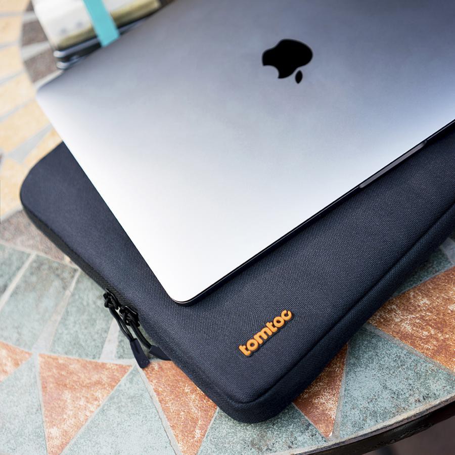 Túi Chống Sốc Tomtoc 360° Protective For Macbook Air/Pro 13 inch - 2 Màu