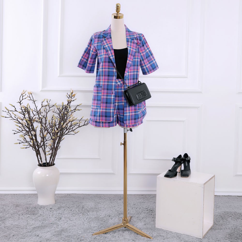 Set đồ nữ áo sơ mi và quần ngắn kẻ caro cá tính, năng động, màu sắc tươi mát, hàng thiết kế TK Fashion - SMKA143 + QSK22
