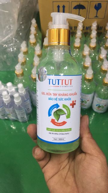 Gel rửa tay khô diệt khuẩn TutTut 300ml