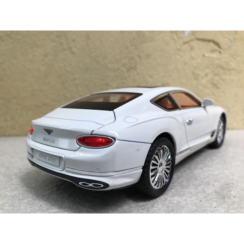 Mô hình xe Bently CONTINENTAL 1:24
