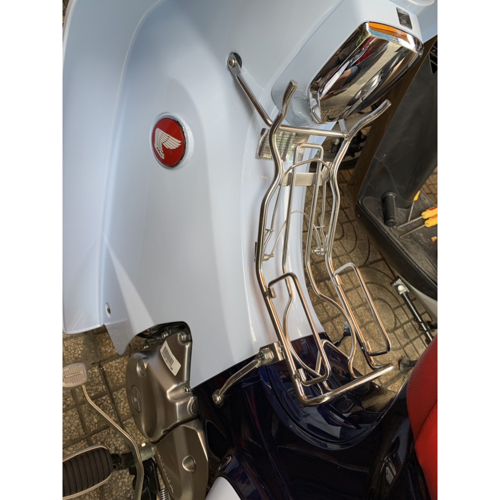 Ba ga giữa xe cub 125 cc đời 2018