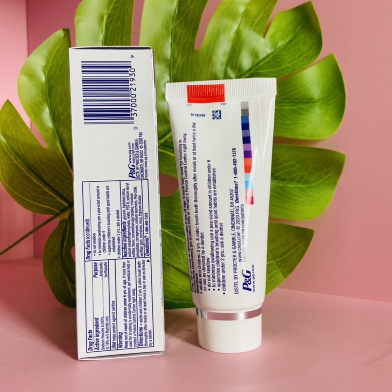 Kem đánh răng Crest 3D white 116g - Nhập khẩu Mỹ