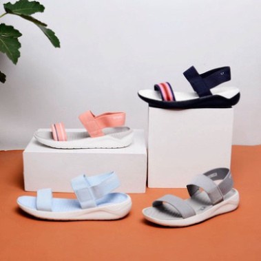 dép sandal Cross họa tiết xám DEPCR77JN1 tặng thêm 1 hộp giày cross