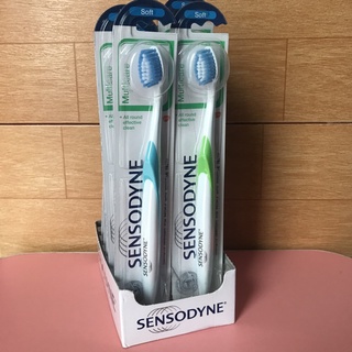 Bàn chải đánh răng Sensodyne Multicare Soft