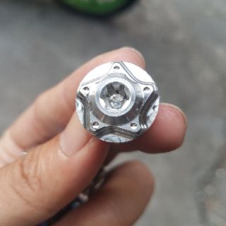Ốc chân kiếng