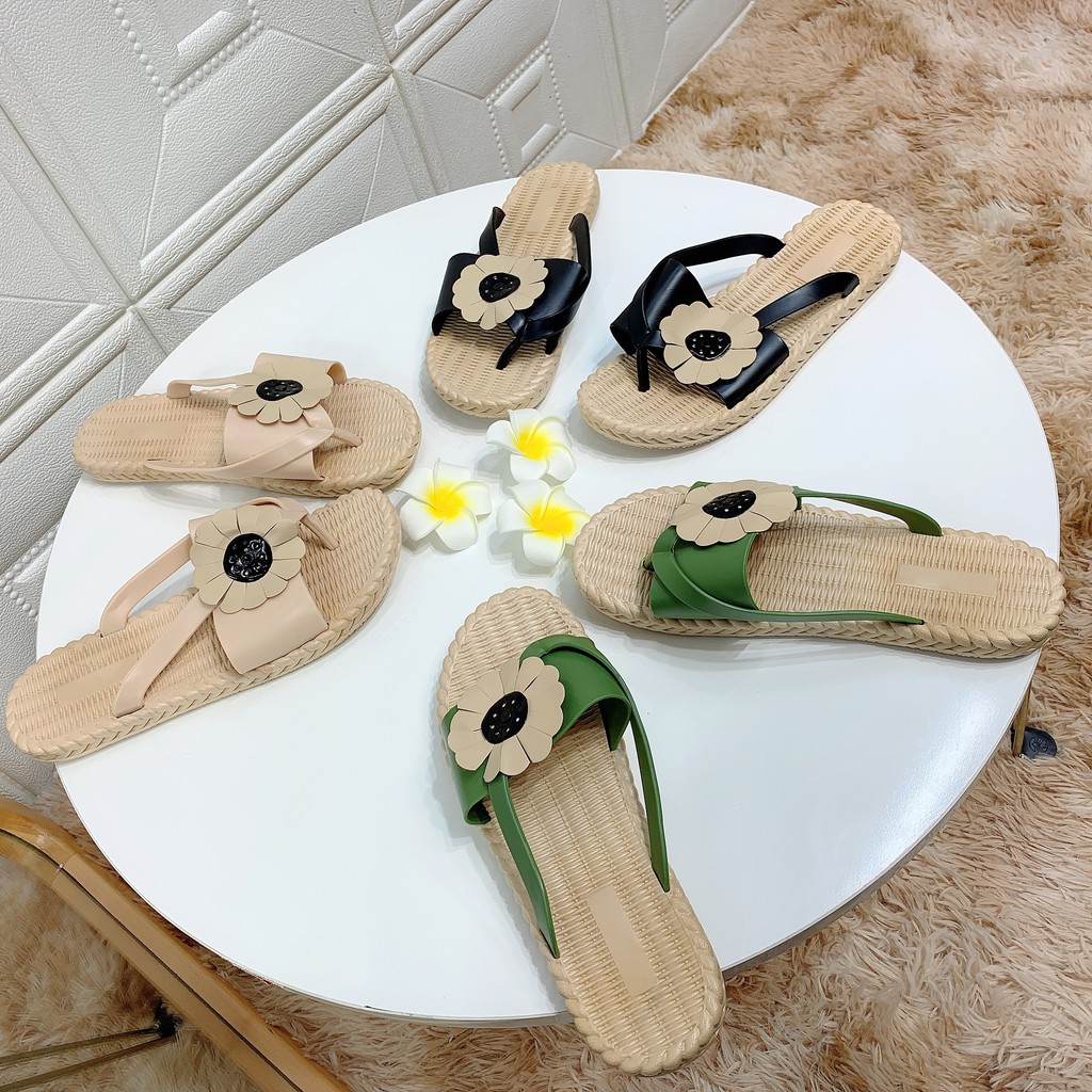 Dép kẹp xỏ ngón hoa cúc thời trang êm chân giá rẻ 1C04