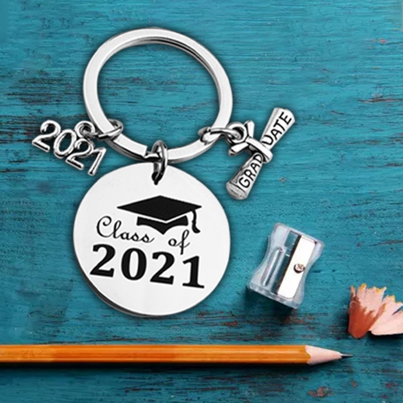 Móc Khóa Hình Nón Tốt Nghiệp Năm 2021