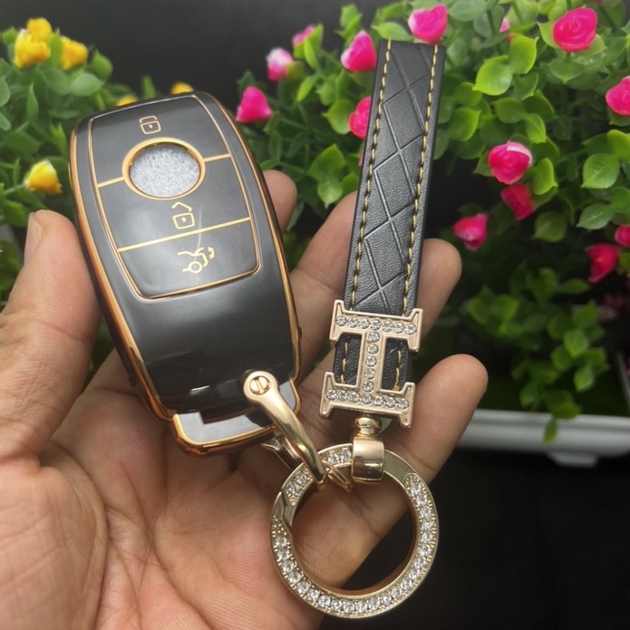 Bao chìa khóa Đen Vàng- Ốp bảo vệ chìa khóa TPU cho xe ô tô  Mercedes Ben New E Class E200 E260 GLC300L E300L