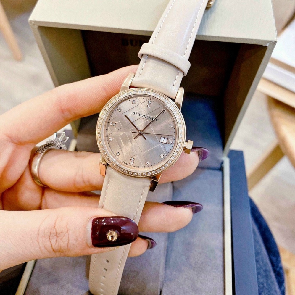 Đồng hồ nữ BURBERRY cao cấp - đính daimond trắng viền và số, dây da sang trọng