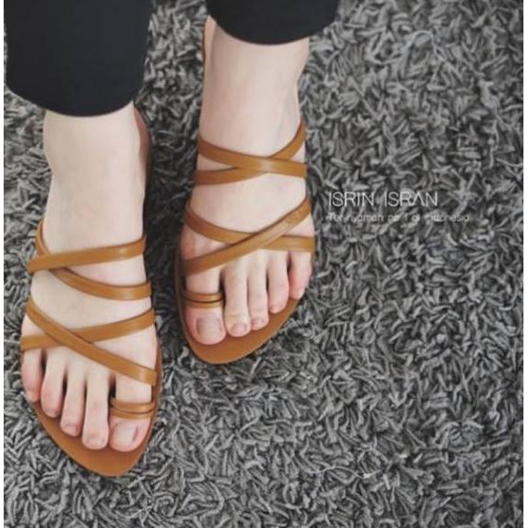 Giày Sandal Kireina Thời Trang Trẻ Trung