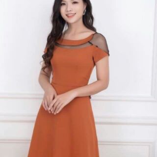 Đầm váy phối lưới NK