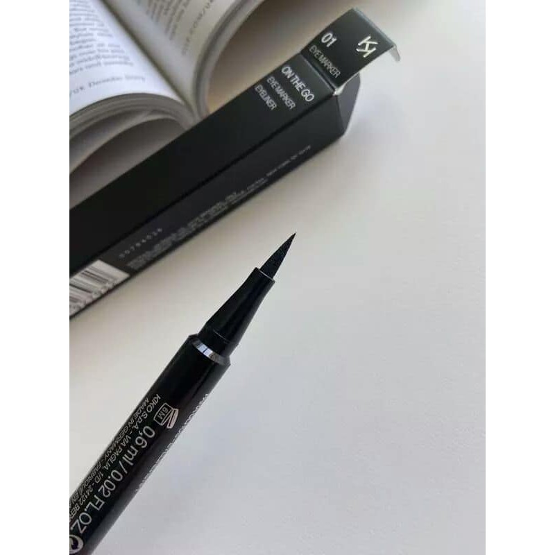 Bill Pháp - Bút kẻ mắt KIKO eyeliner On The Go Eye Marker màu 01 Black - Made in Italy