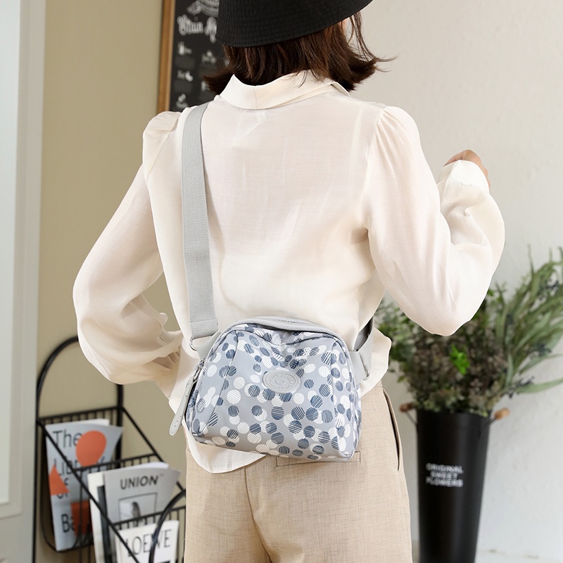 Túi Đeo Chéo Vai Bằng Vải Canvas In Họa Tiết Hoa Thời Trang Dành Cho Nữ