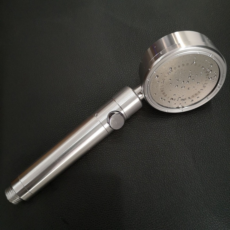 Tay sen, vòi sen tăng áp bằng hợp kim nhôm đúc màu bạc có nút bật tắt tiện dụng chống Oxi hóa - QM049