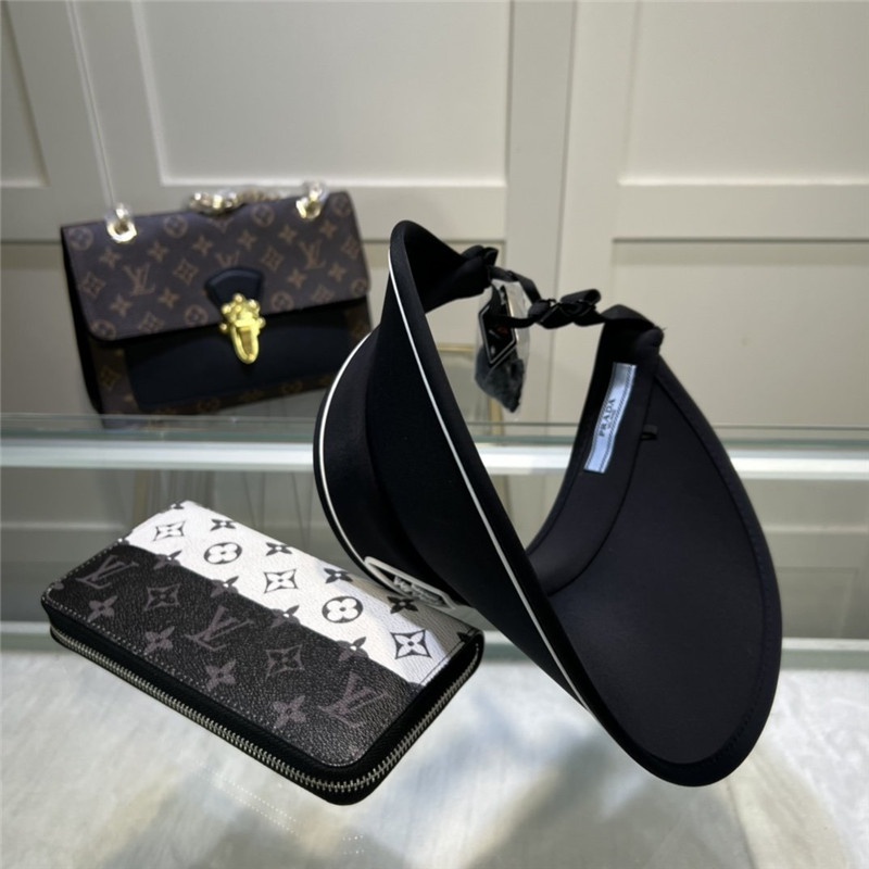 Mũ Lưỡi Trai Chống Nắng In Logo Prada Thời Trang Cá Tính Cho Nam Và Nữ