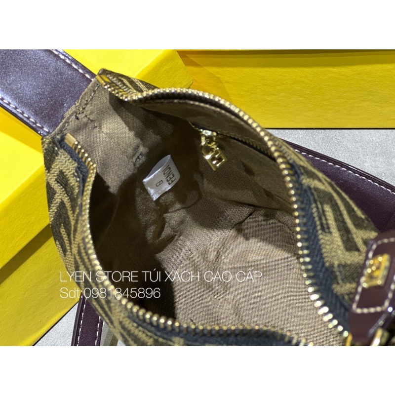 Túi xách F e n d  size 17 fullbox siêu xinh