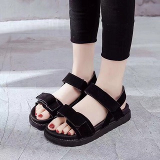 Sandal nữ quai da lộn hồng- đen