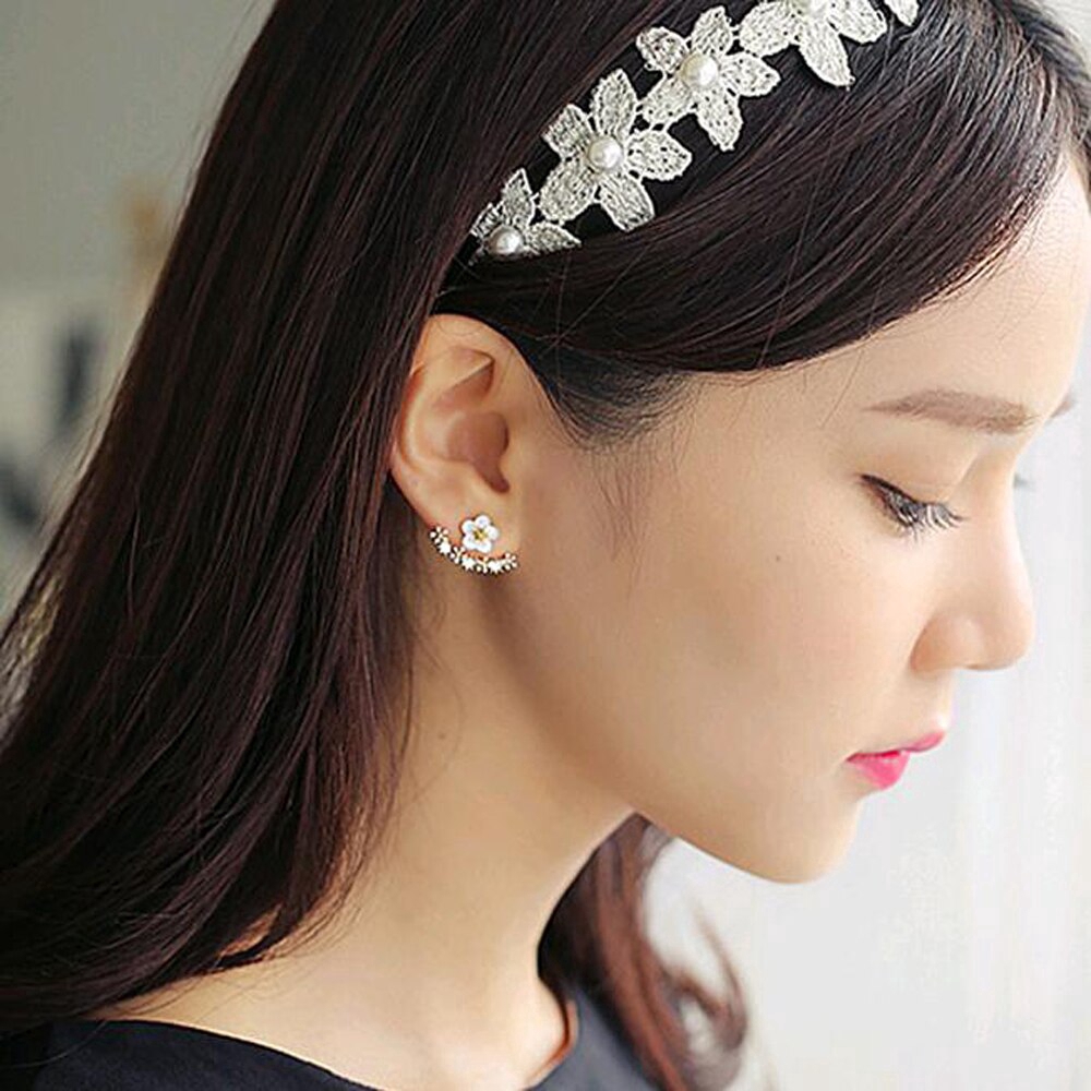 Khuyên Tai Nữ Tạo Hình Hoa Cúc Xinh Xắn Sành Điệu