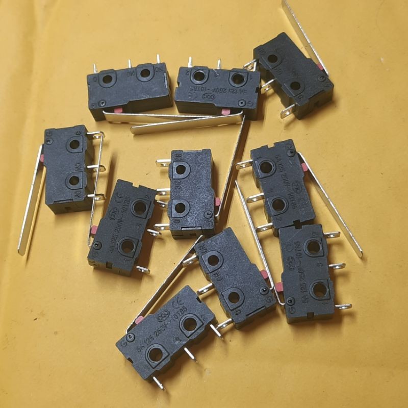công tắc hành trình KW11-3Z 5A 250V 3 PIN