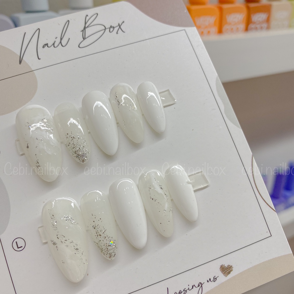 Móng Úp Thiết Kế Màu Trắng C103 Đơn Giản Cebi.nailbox