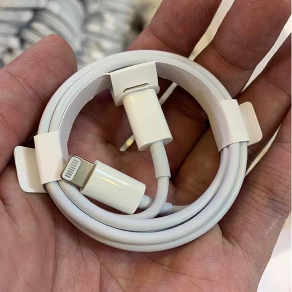 Dây Sạc Iphone Cáp Lightning Sạc Nhanh Siêu Bền Bỉ 1m - BH 12 Tháng