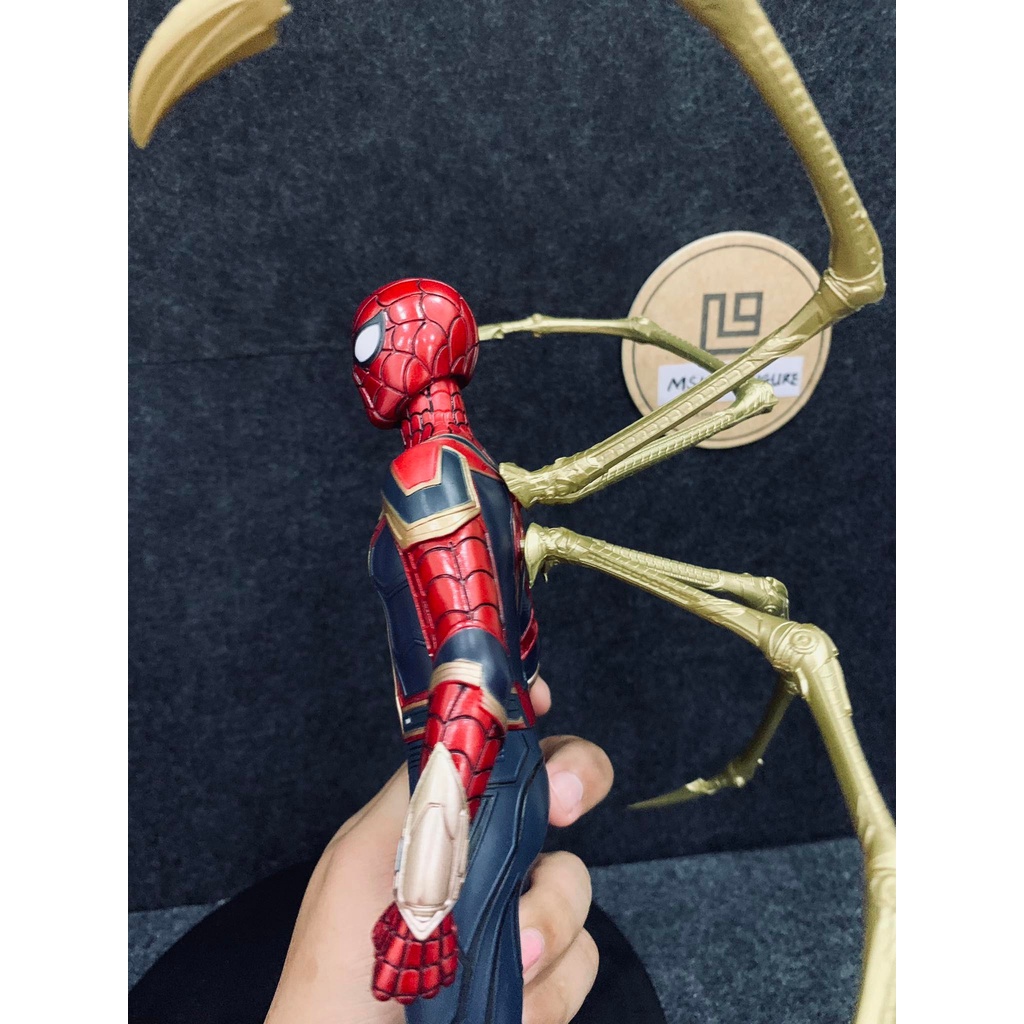 Mô hình tượng tĩnh Spider man - Iron Spider - người nhện có càng hãng Crazy Toys cao 30cm